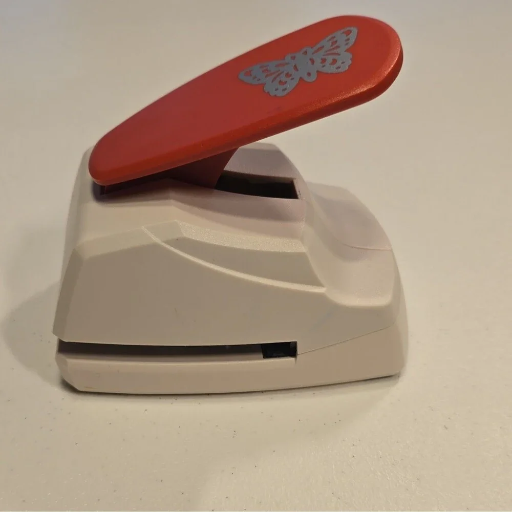 1pc Butterfly Hole Punch, Suitable for Paper Crafts, Scrapbooking
